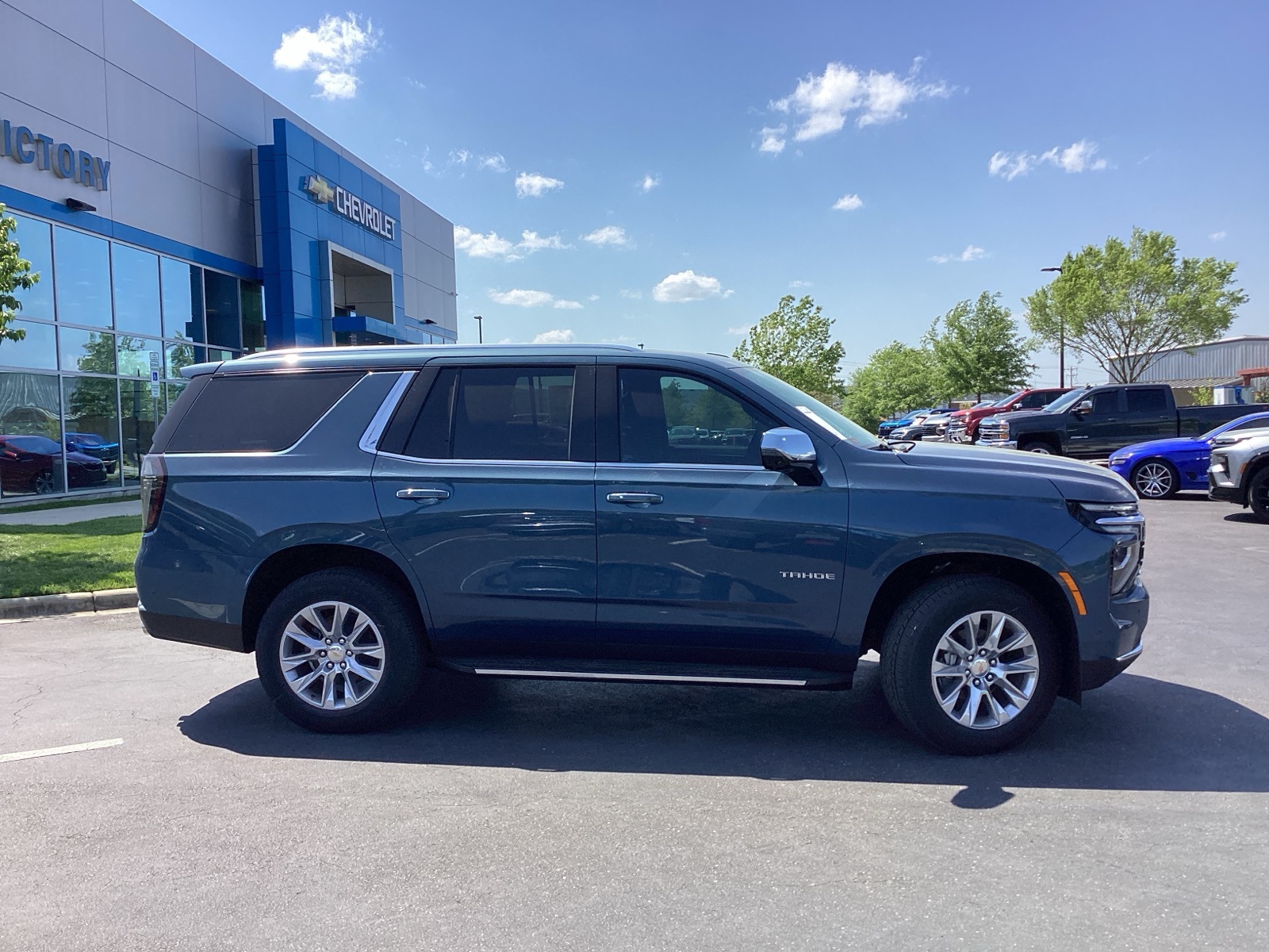 Vehicle image 4 of 38