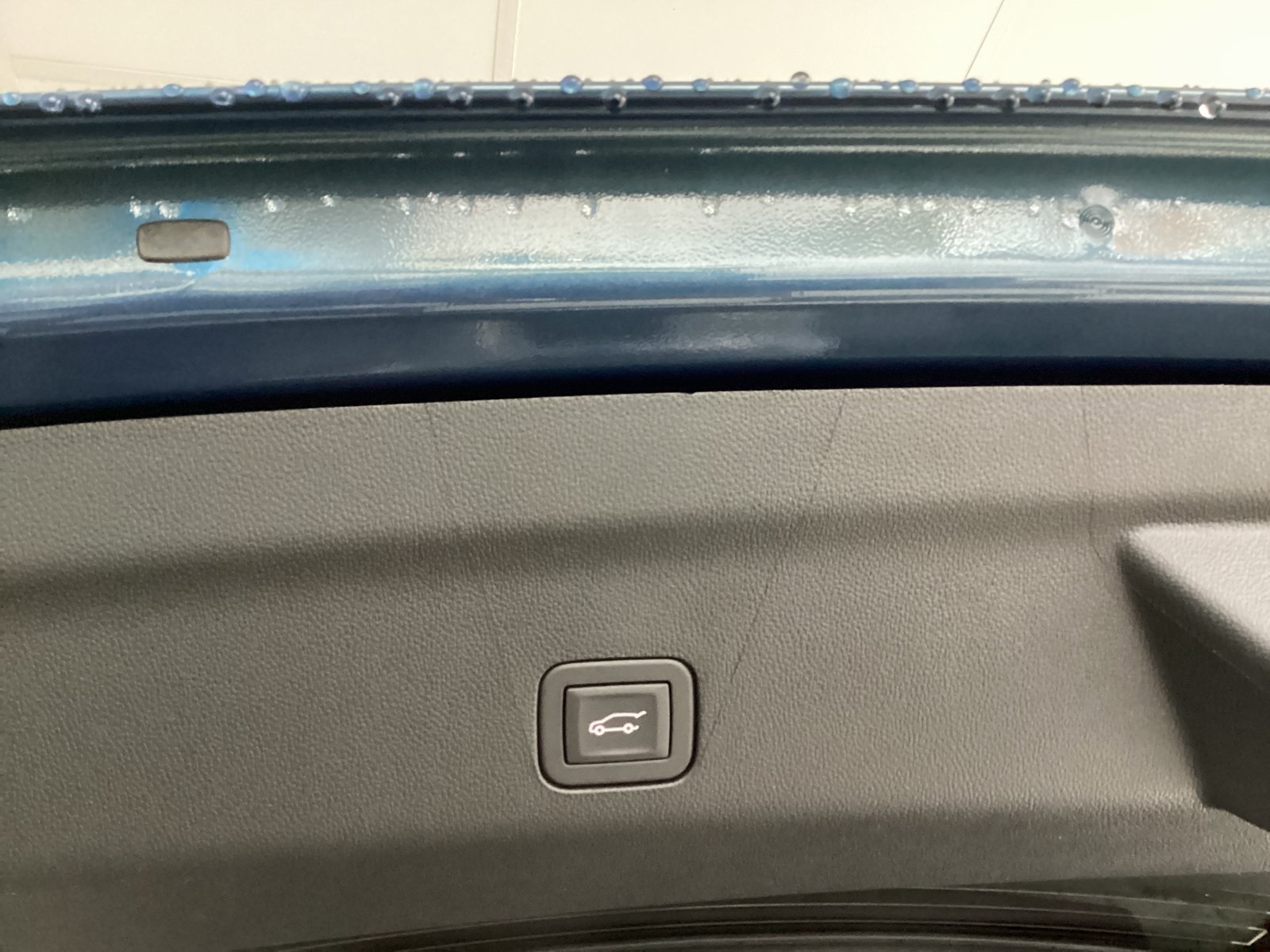 Vehicle image 29 of 38