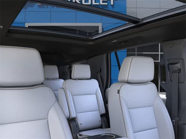 Vehicle image 11 of 24