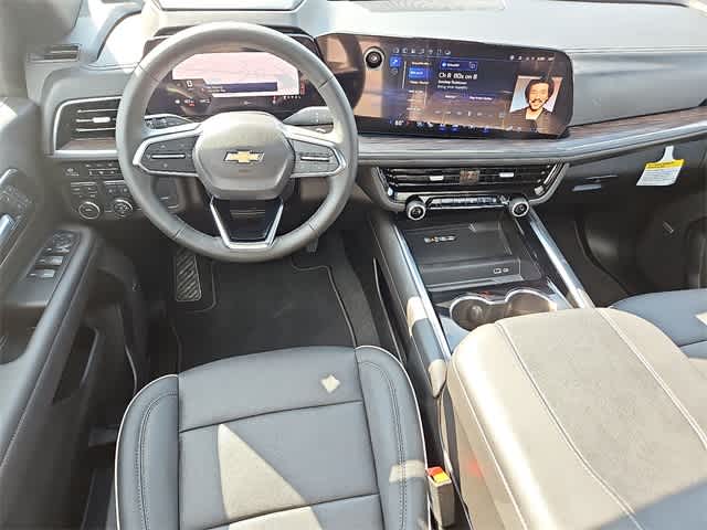 Vehicle image 13 of 26
