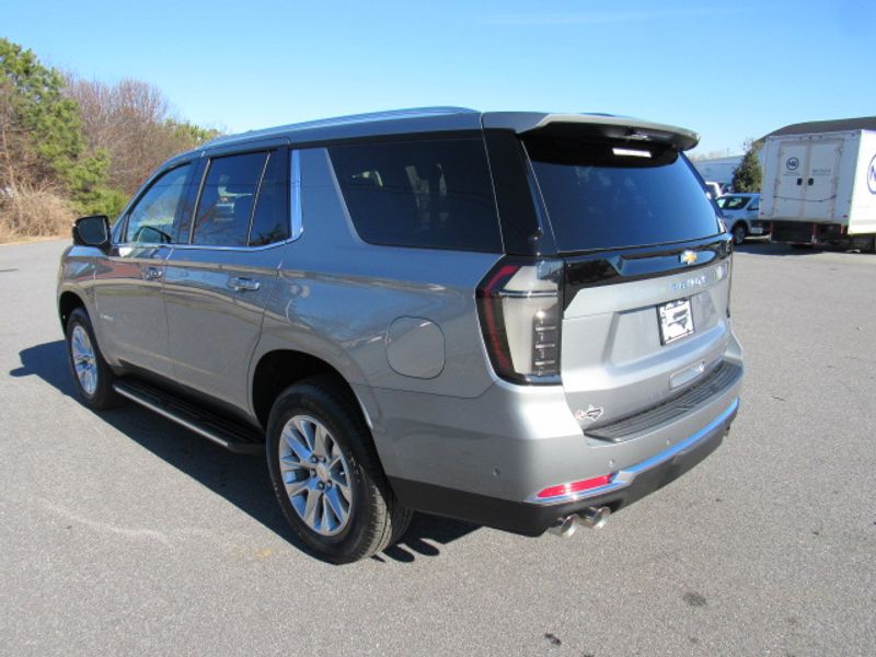 Vehicle image 6 of 25