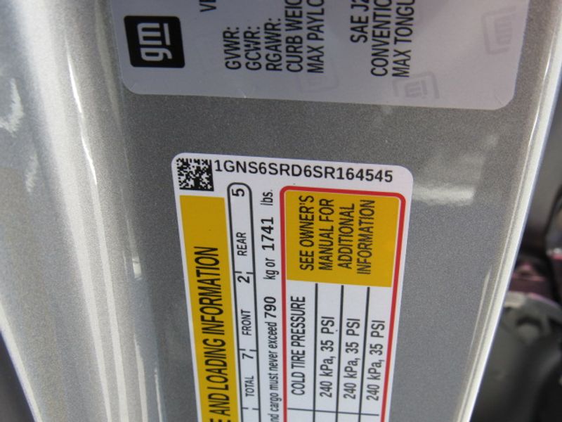 Vehicle image 24 of 25