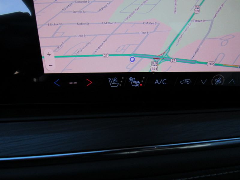 Vehicle image 11 of 25