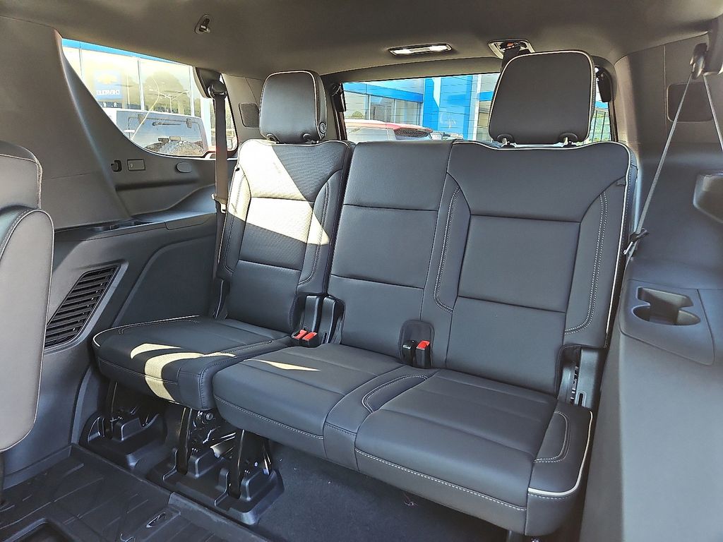 2025 Chevrolet Tahoe Premier Image 8 of 20