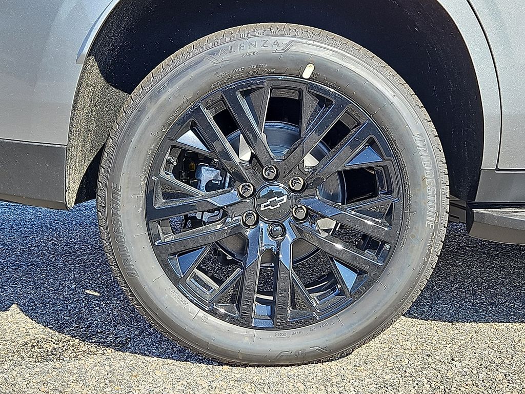 2025 Chevrolet Tahoe Premier Image 6 of 20