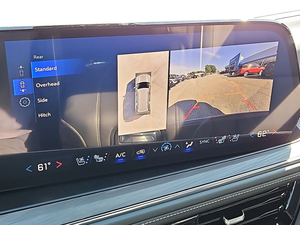 2025 Chevrolet Tahoe Premier Image 13 of 20