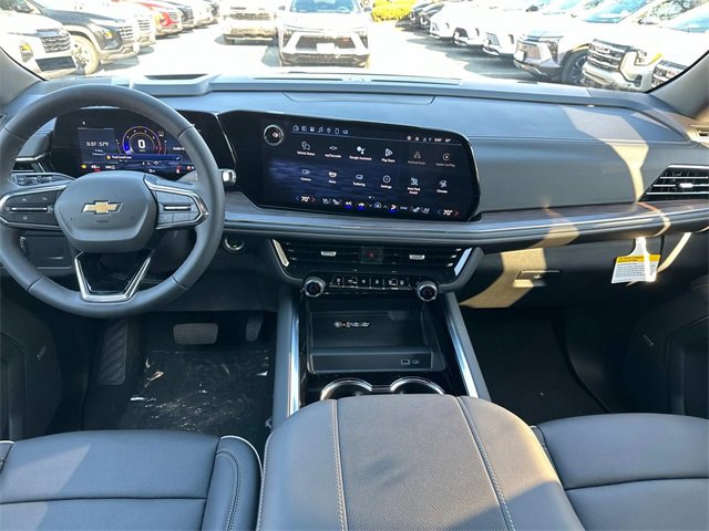 Vehicle image 12 of 18