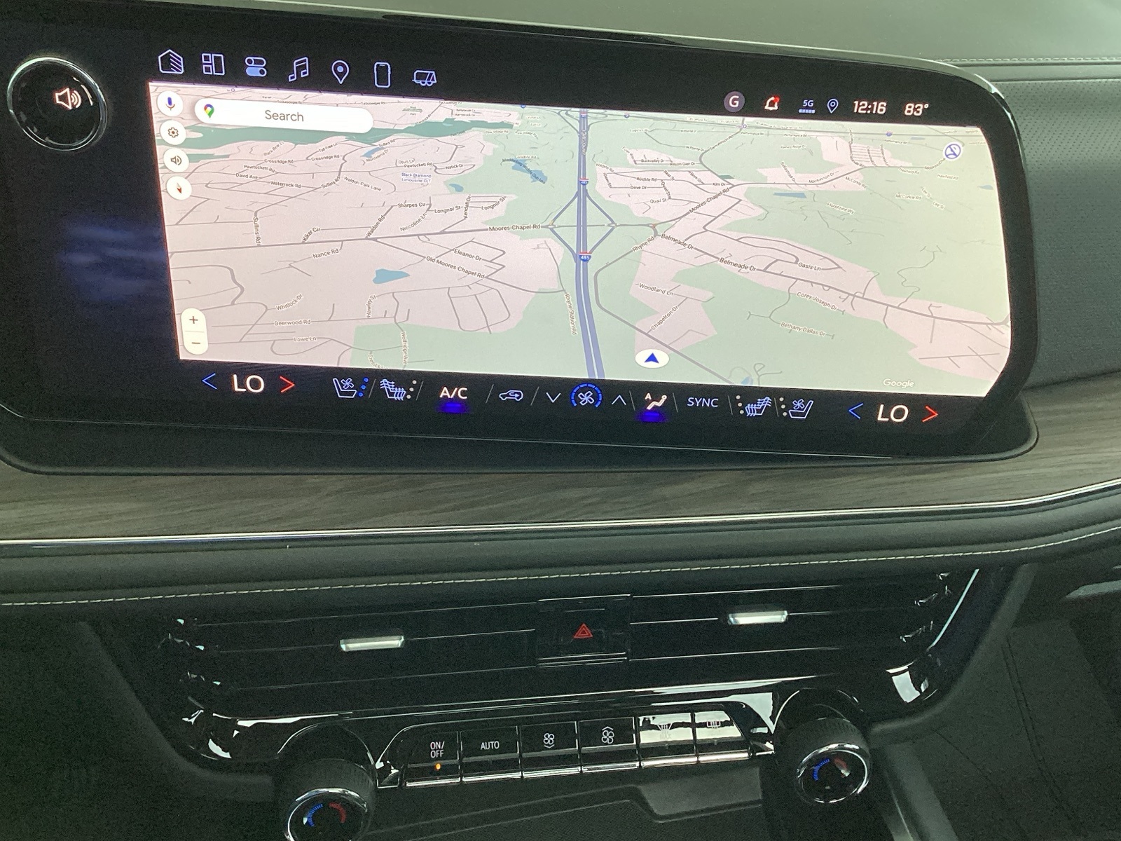 Vehicle image 21 of 27
