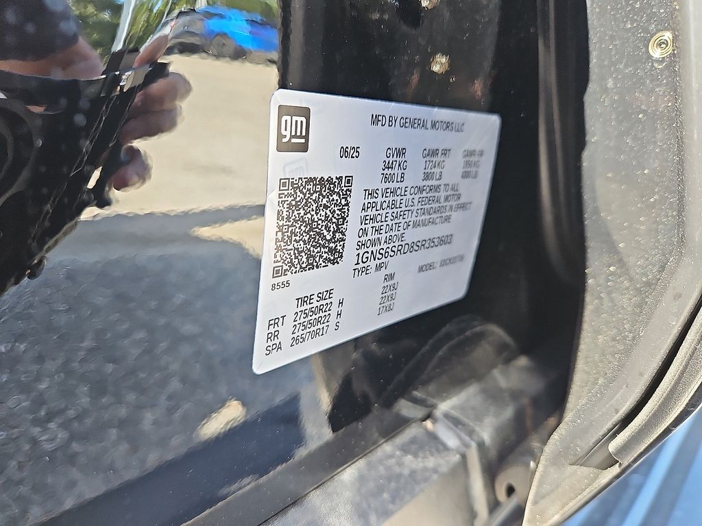 2025 Chevrolet Tahoe Premier Image 14 of 20