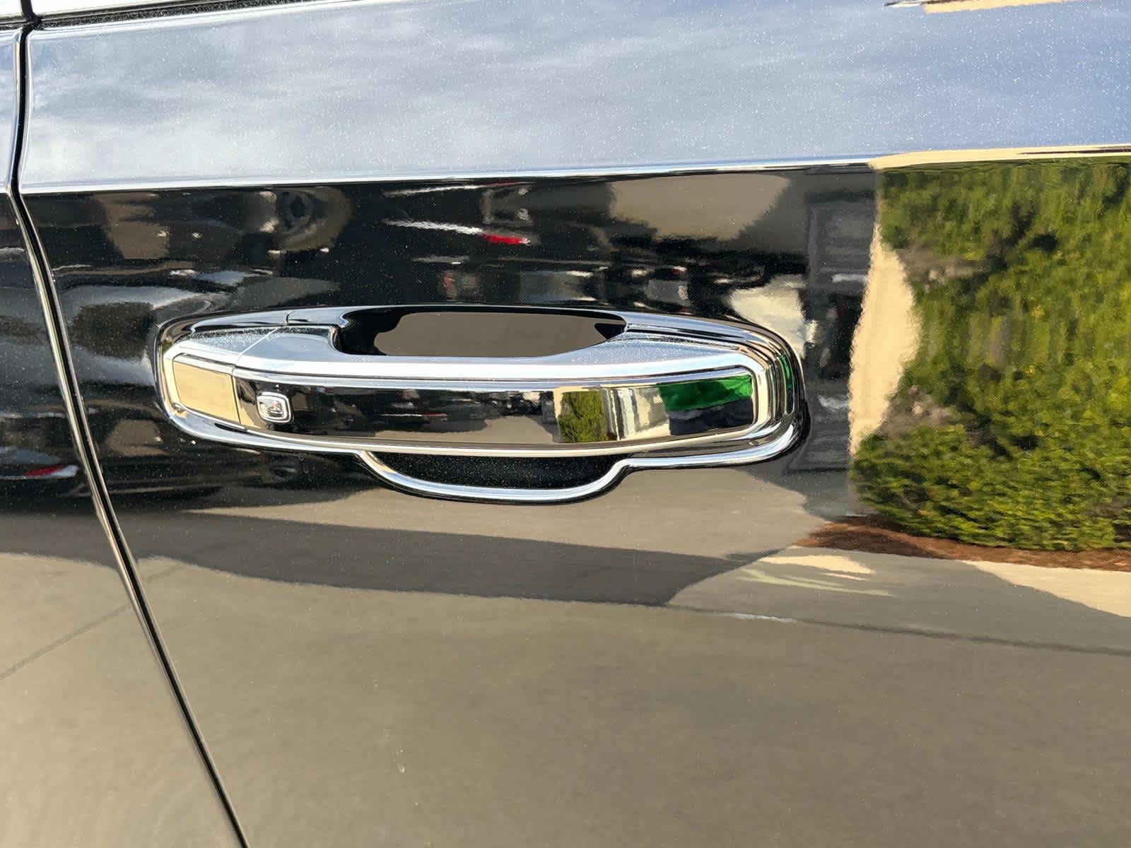 Vehicle image 45 of 52