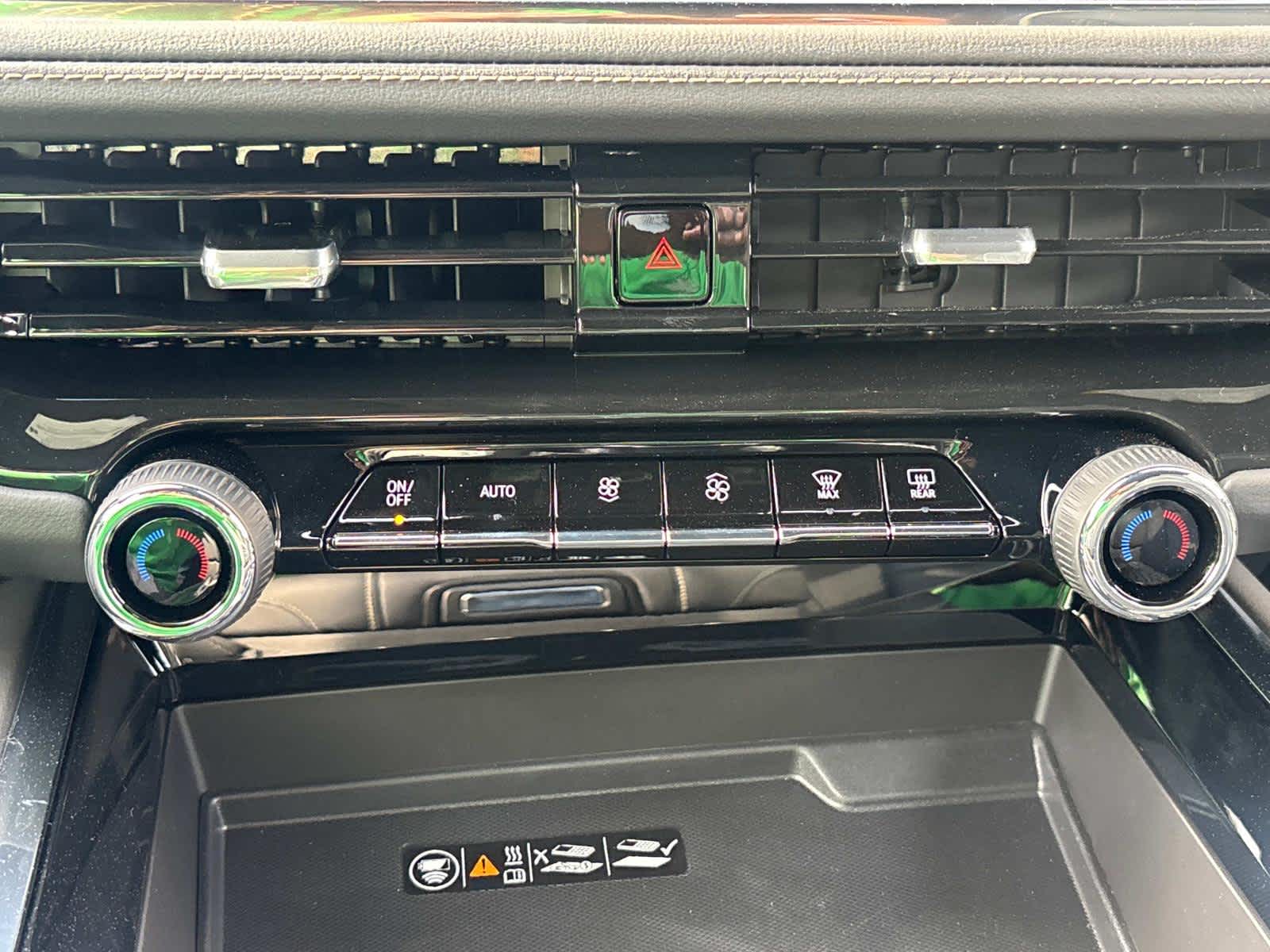 Vehicle image 19 of 52