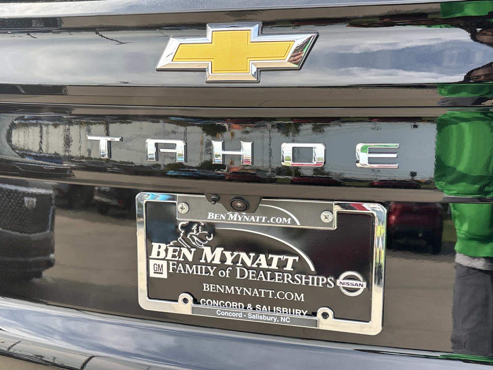 Vehicle image 33 of 52