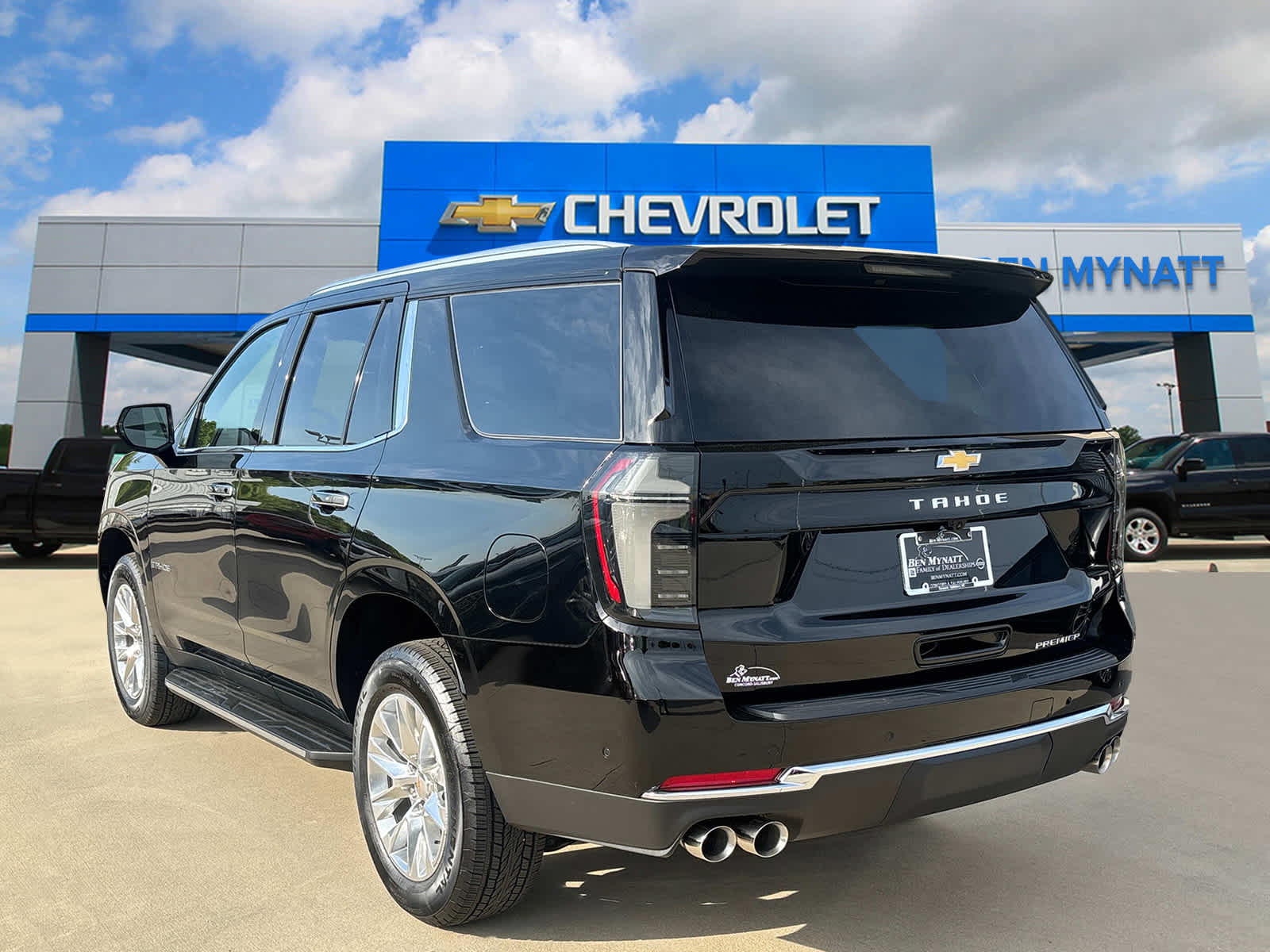 Vehicle image 5 of 52