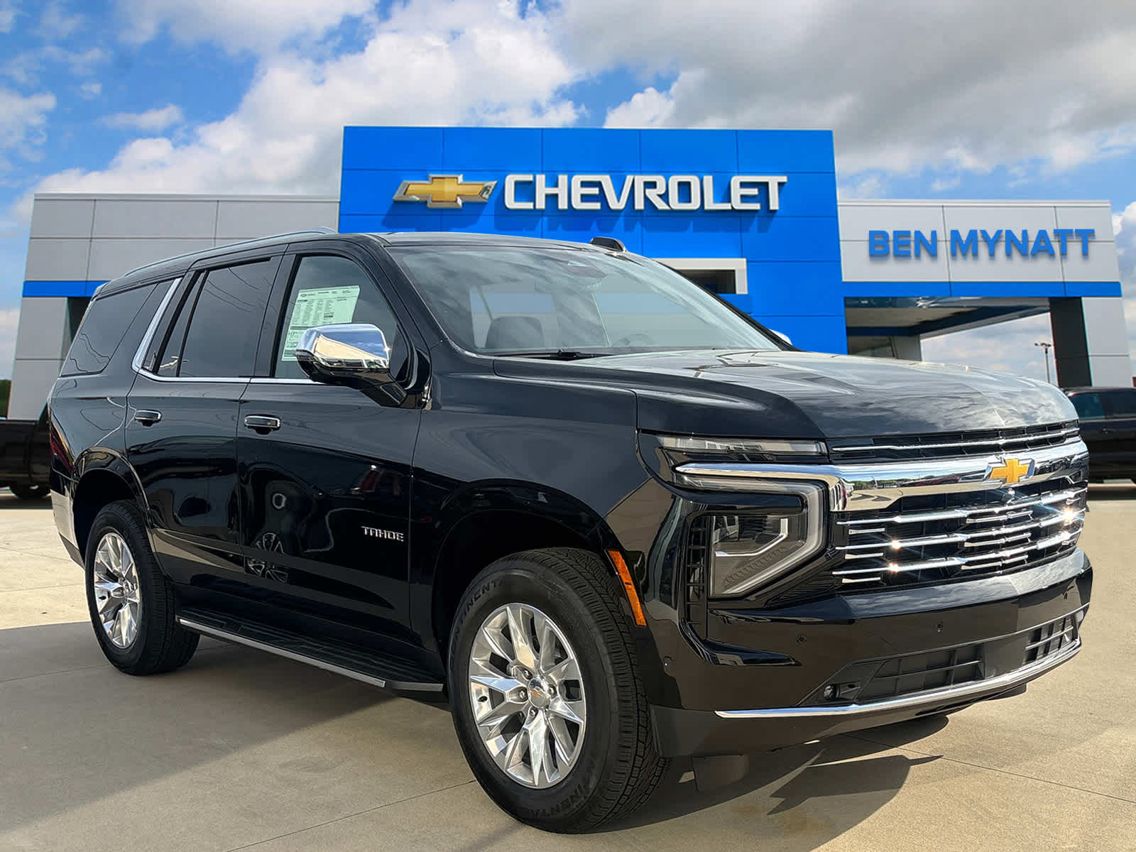 Vehicle image 3 of 52