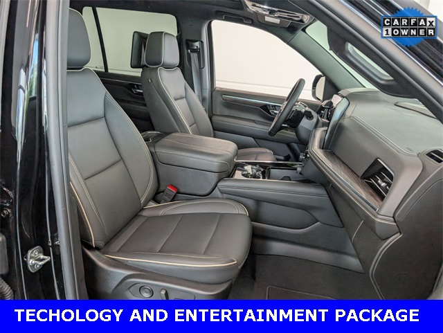 Vehicle image 9 of 36