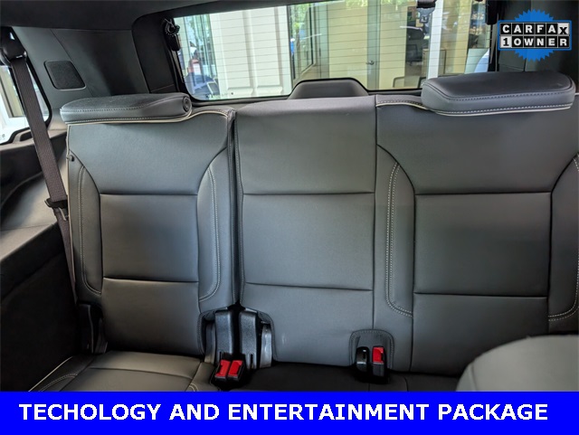 Vehicle image 10 of 36