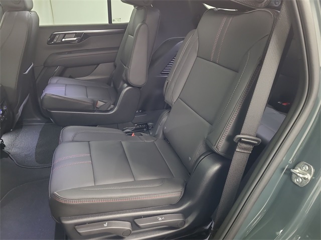 Vehicle image 17 of 36