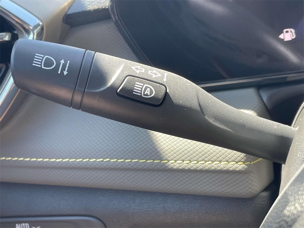 Vehicle image 22 of 30