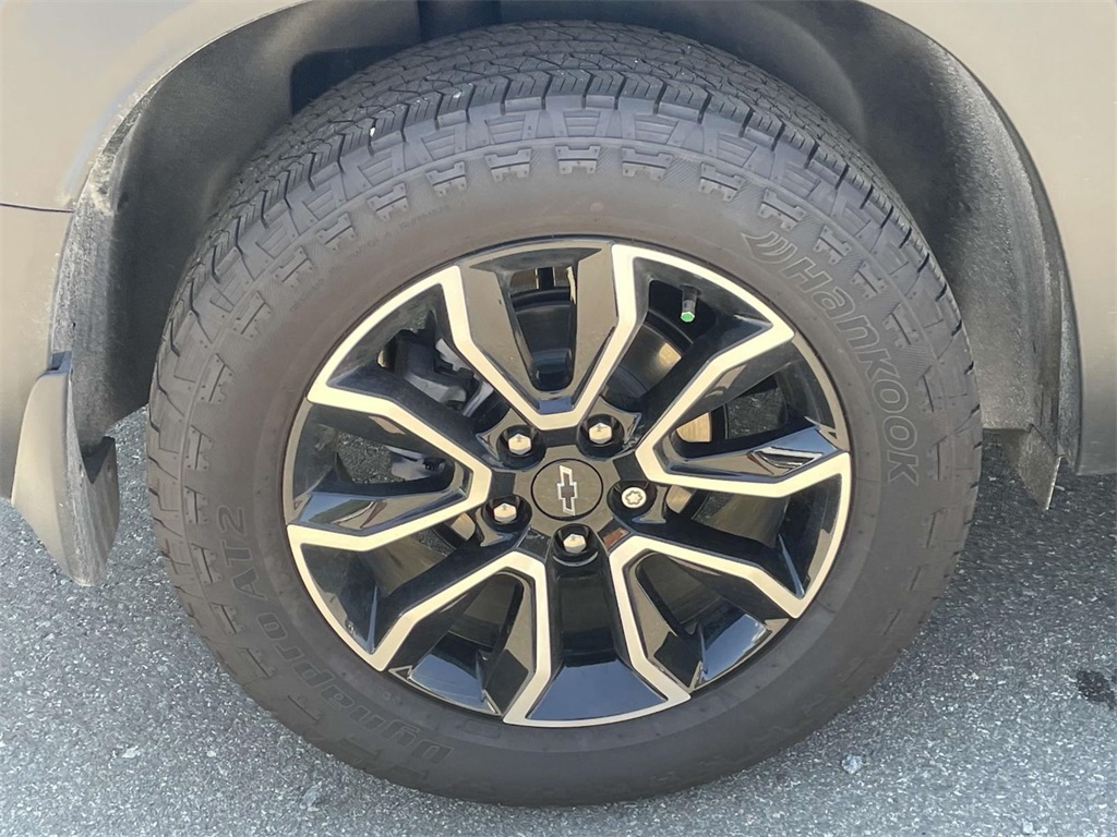 Vehicle image 29 of 30