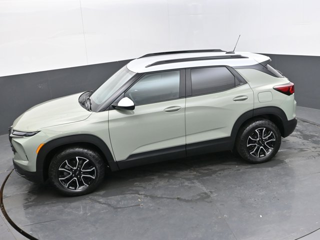 2025 Chevrolet Trailblazer ACTIV Image 2 of 45