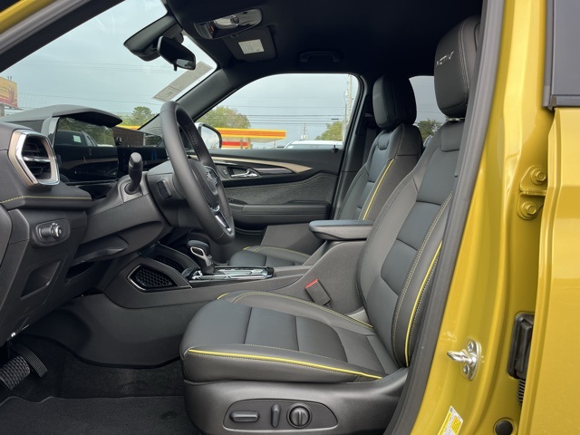 Vehicle image 15 of 32