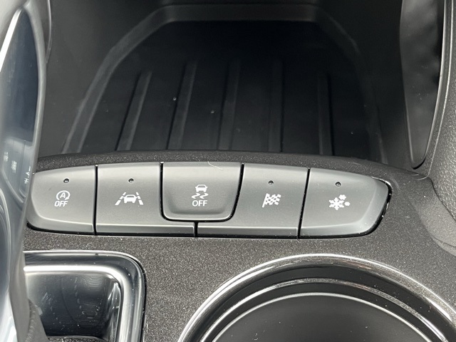 Vehicle image 29 of 32