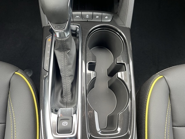 Vehicle image 30 of 32