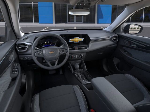Vehicle image 15 of 24