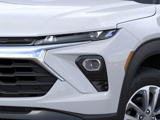 Vehicle image 10 of 24