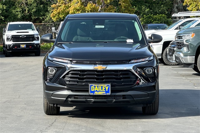 Vehicle image 3 of 24