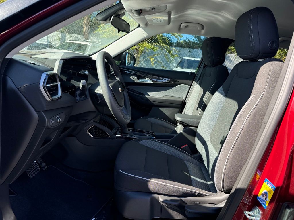 Vehicle image 12 of 29