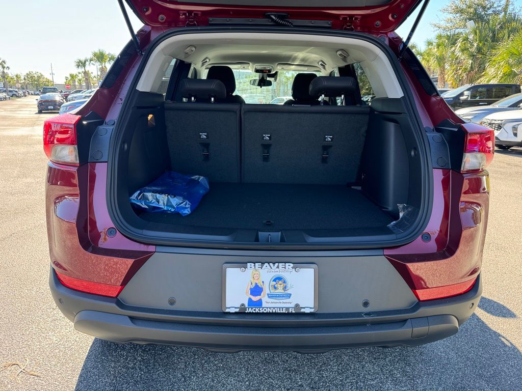 Vehicle image 11 of 29