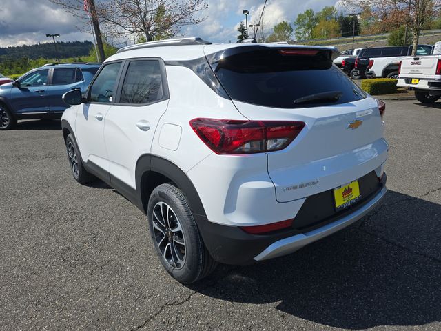 Vehicle image 7 of 34