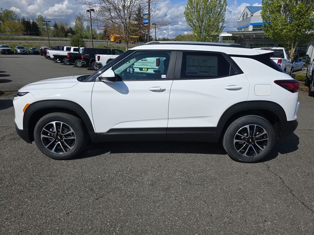 Vehicle image 8 of 34