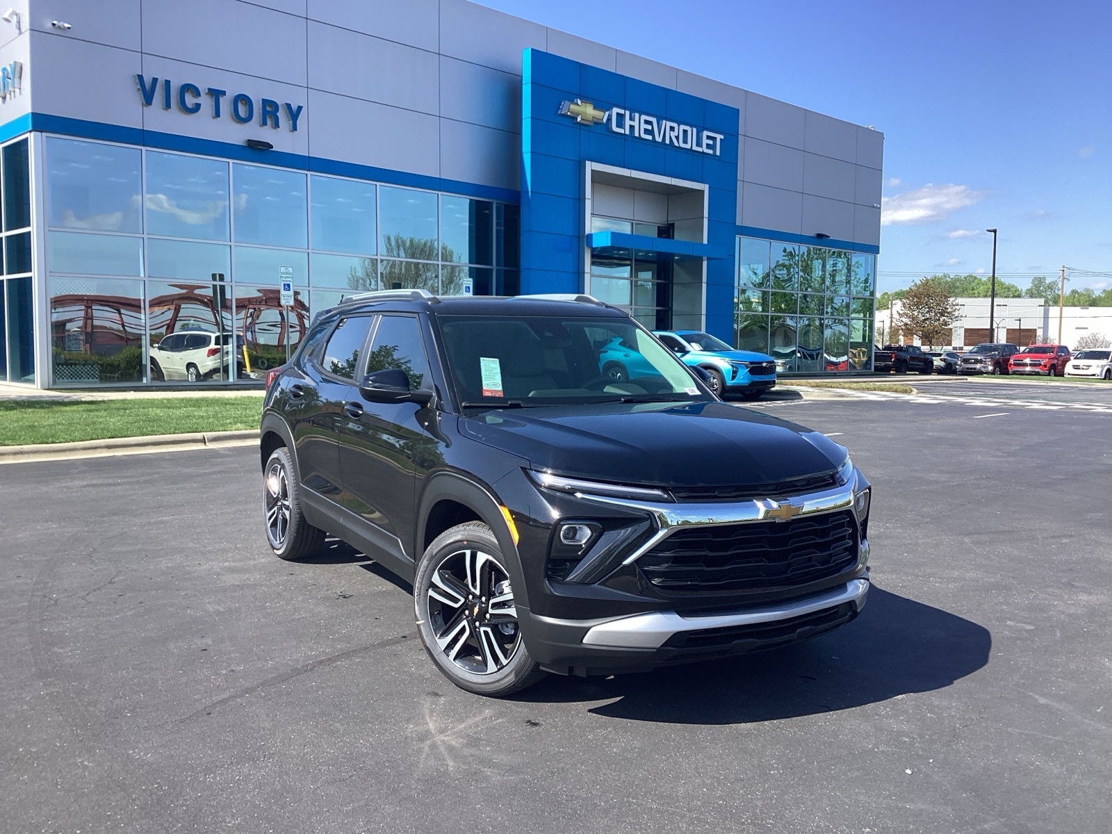 Vehicle image 7 of 32
