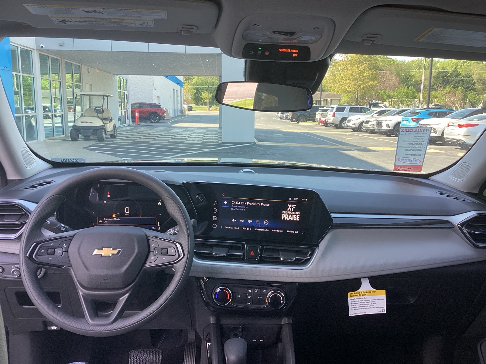 Vehicle image 16 of 32