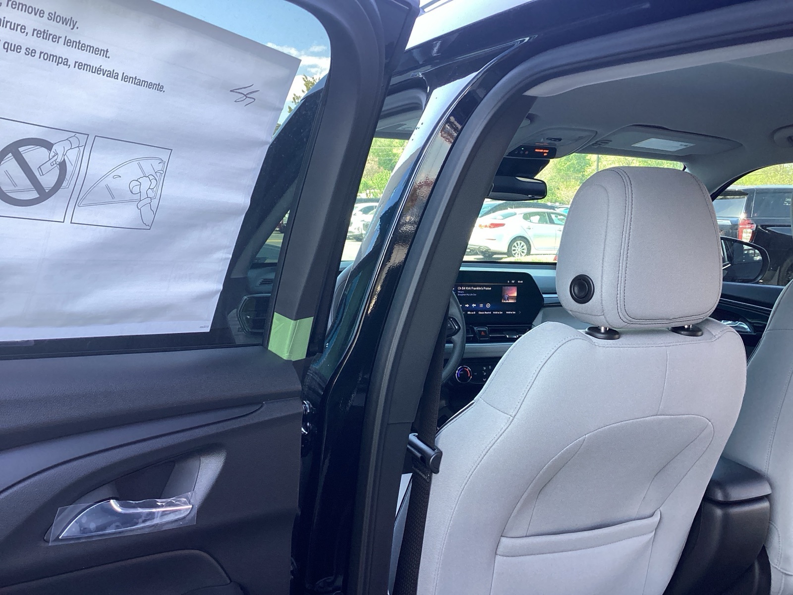 Vehicle image 13 of 32
