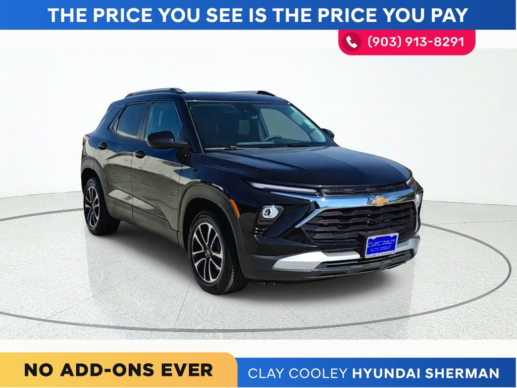 2025 Chevrolet Trailblazer LT Image 3 of 32