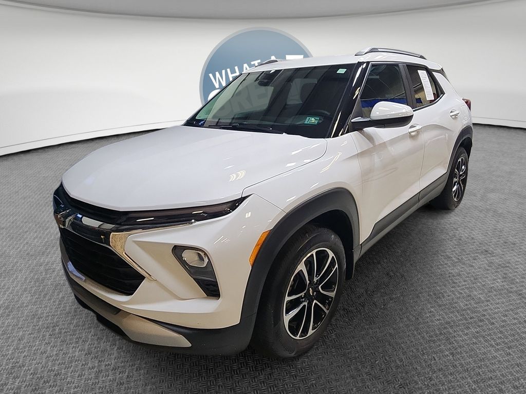 2025 Chevrolet Trailblazer LT Image 1 of 37