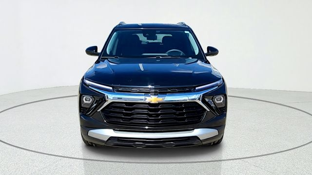 2025 Chevrolet Trailblazer LT Image 3 of 39