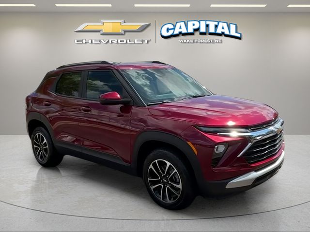 2025 Chevrolet Trailblazer LT Image 3 of 39