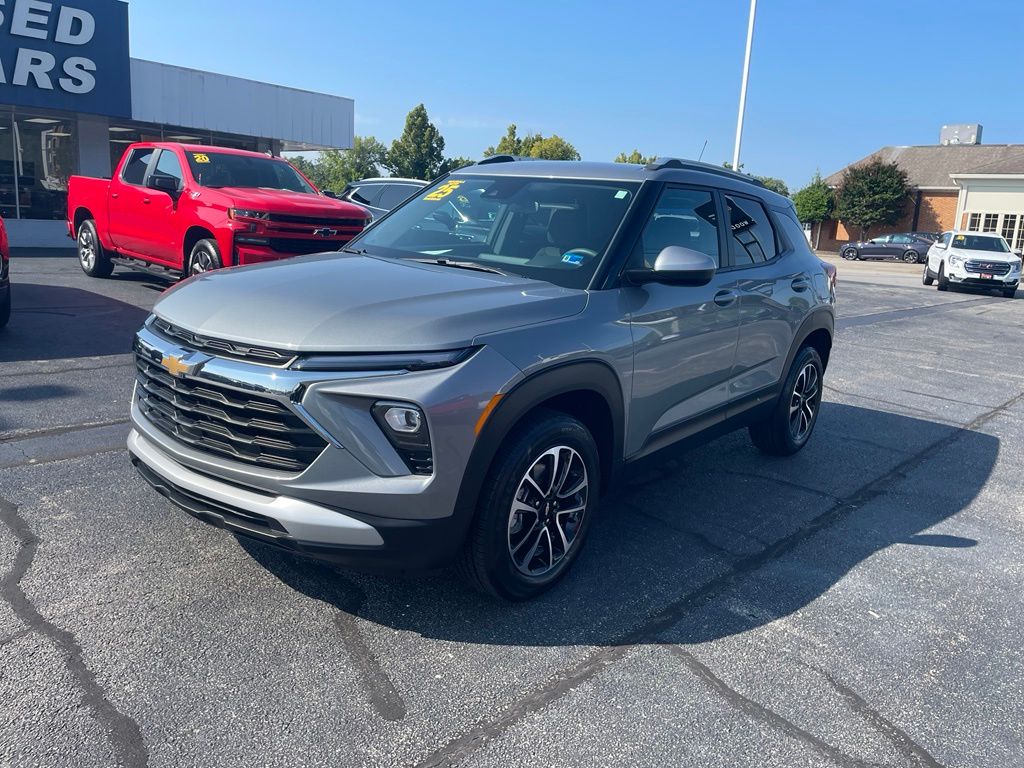 2025 Chevrolet Trailblazer LT Image 1 of 26