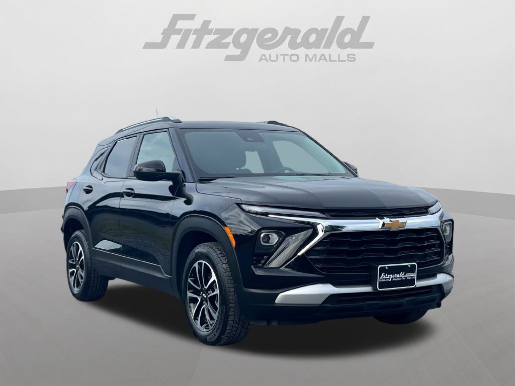 2025 Chevrolet Trailblazer LT Image 3 of 29