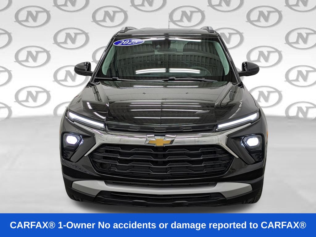 2025 Chevrolet Trailblazer LT Image 3 of 30