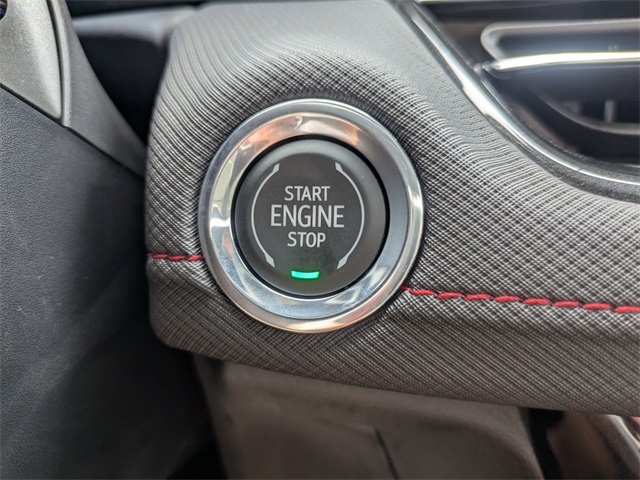 Vehicle image 24 of 32