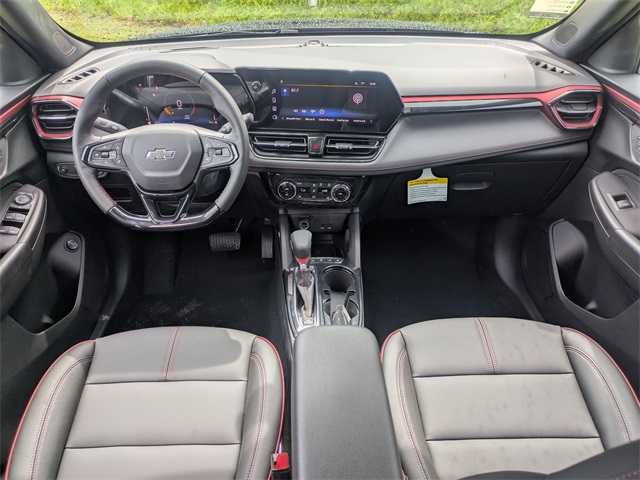 Vehicle image 14 of 32