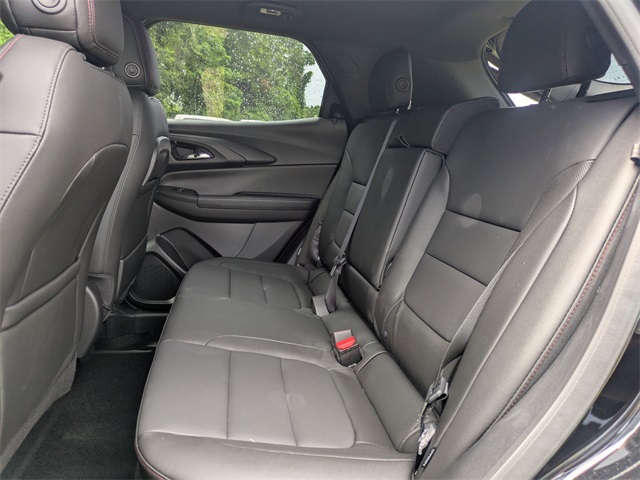Vehicle image 12 of 32