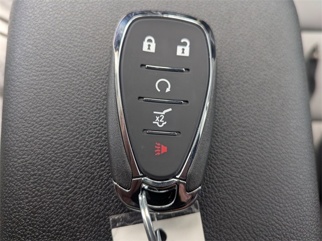 Vehicle image 23 of 32