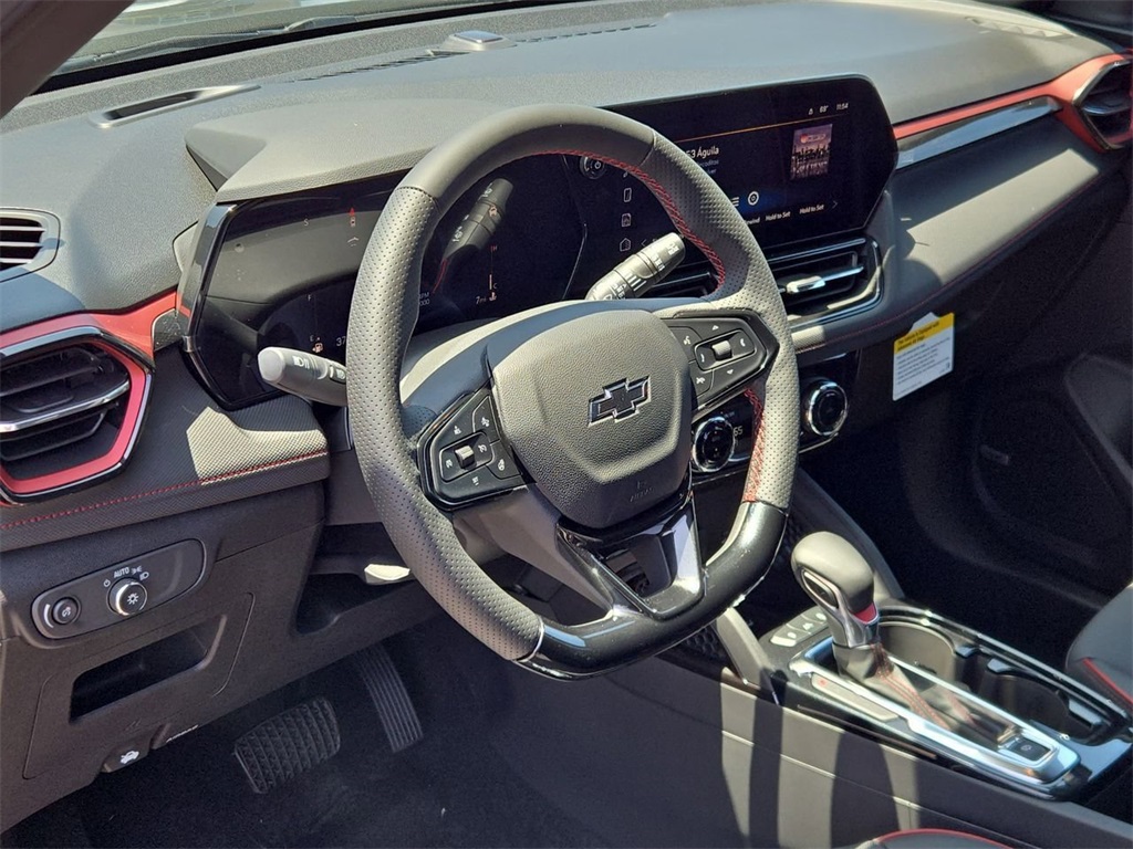 Vehicle image 10 of 33