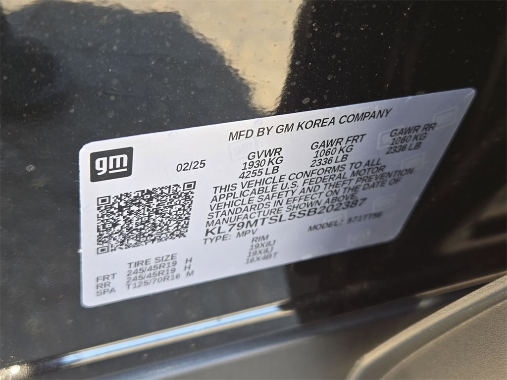 Vehicle image 32 of 33